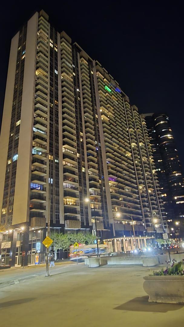 400 E RANDOLPH Street #921, Chicago, IL 60601