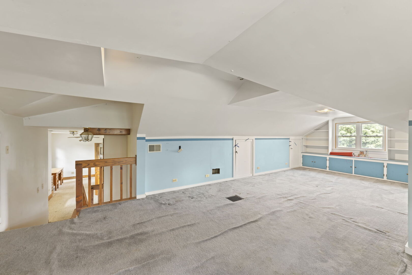 506 Carleton Avenue, Glen Ellyn, IL 60137