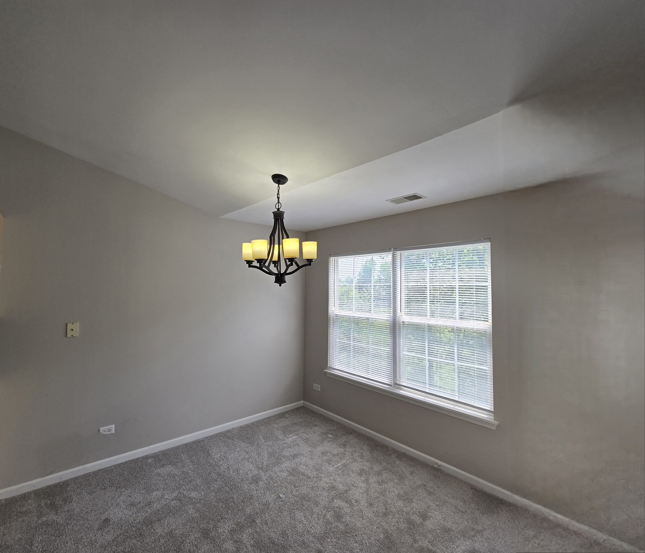 1075 N Village Drive #4, Round Lake Beach, IL 60073