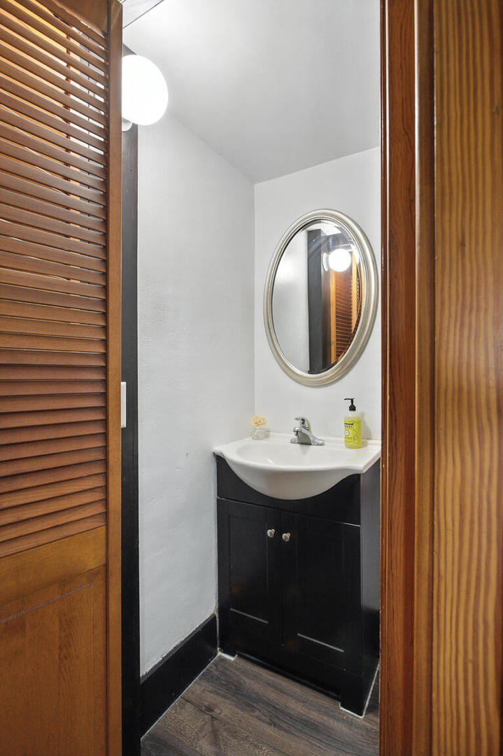 884 E 1200n Road, Melvin, IL 60952