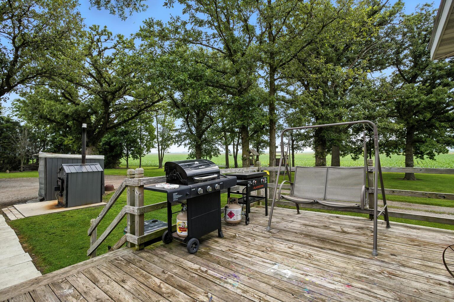 884 E 1200n Road, Melvin, IL 60952