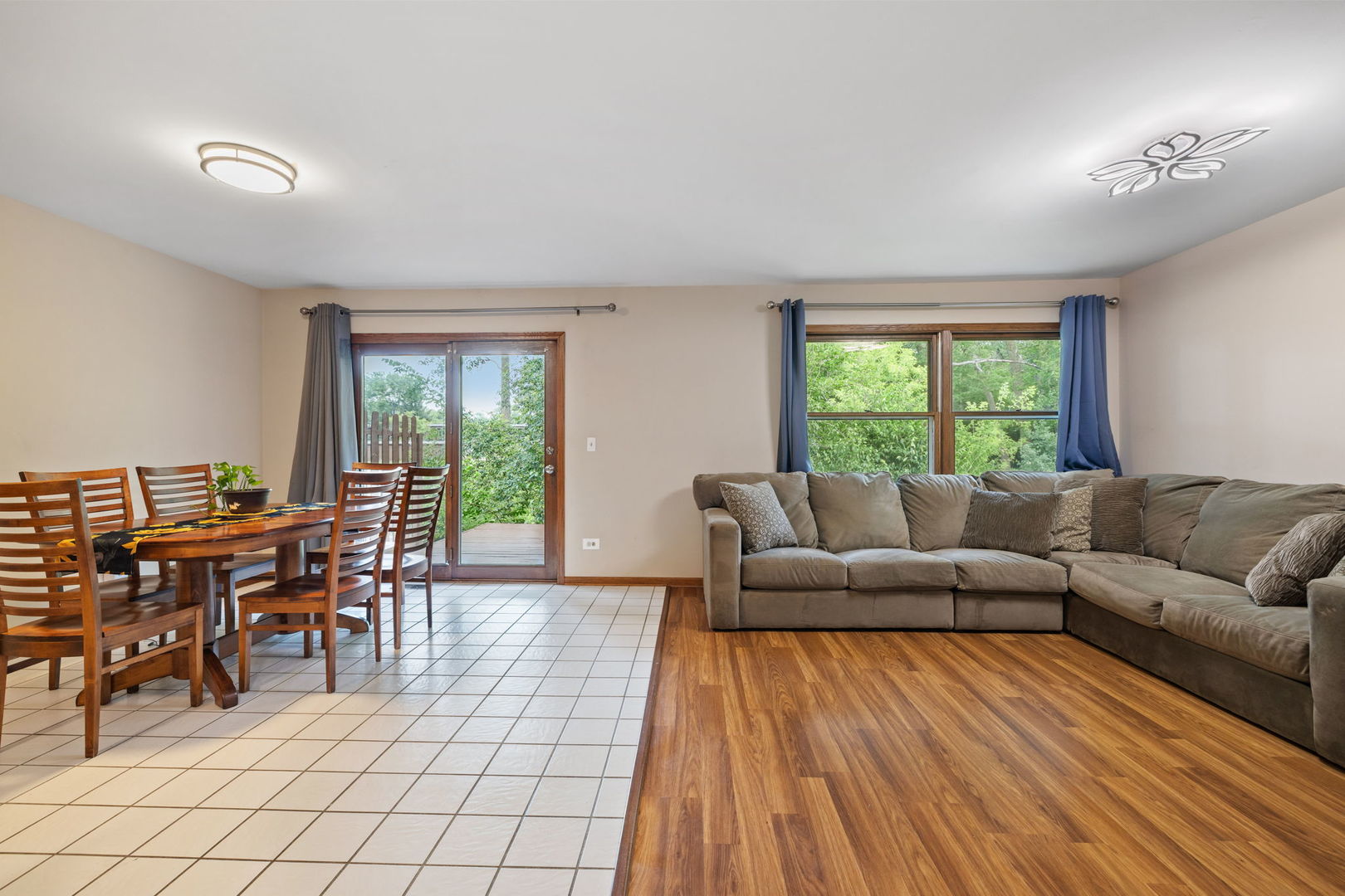 1410 Strawberry Hill Drive, Lockport, IL 60441