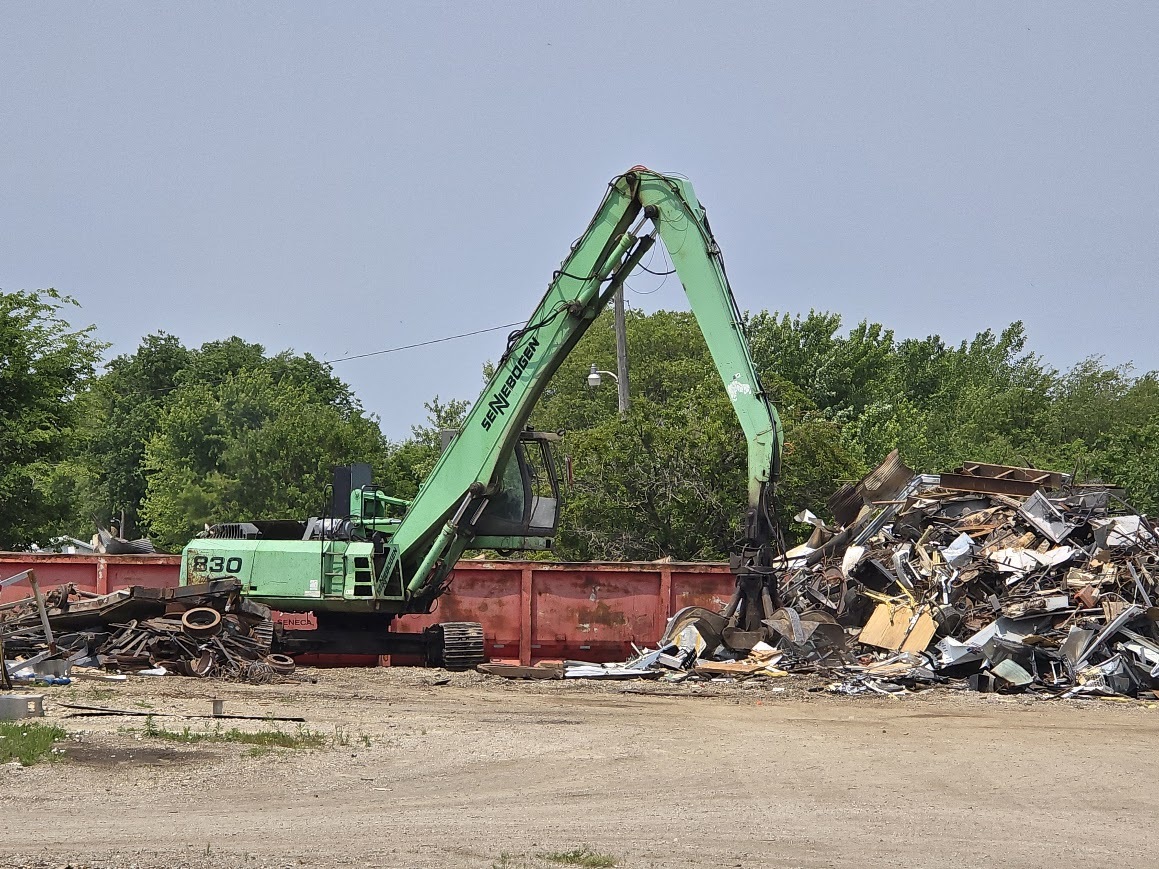 808 W Walnut Street, Fairbury, IL 61739