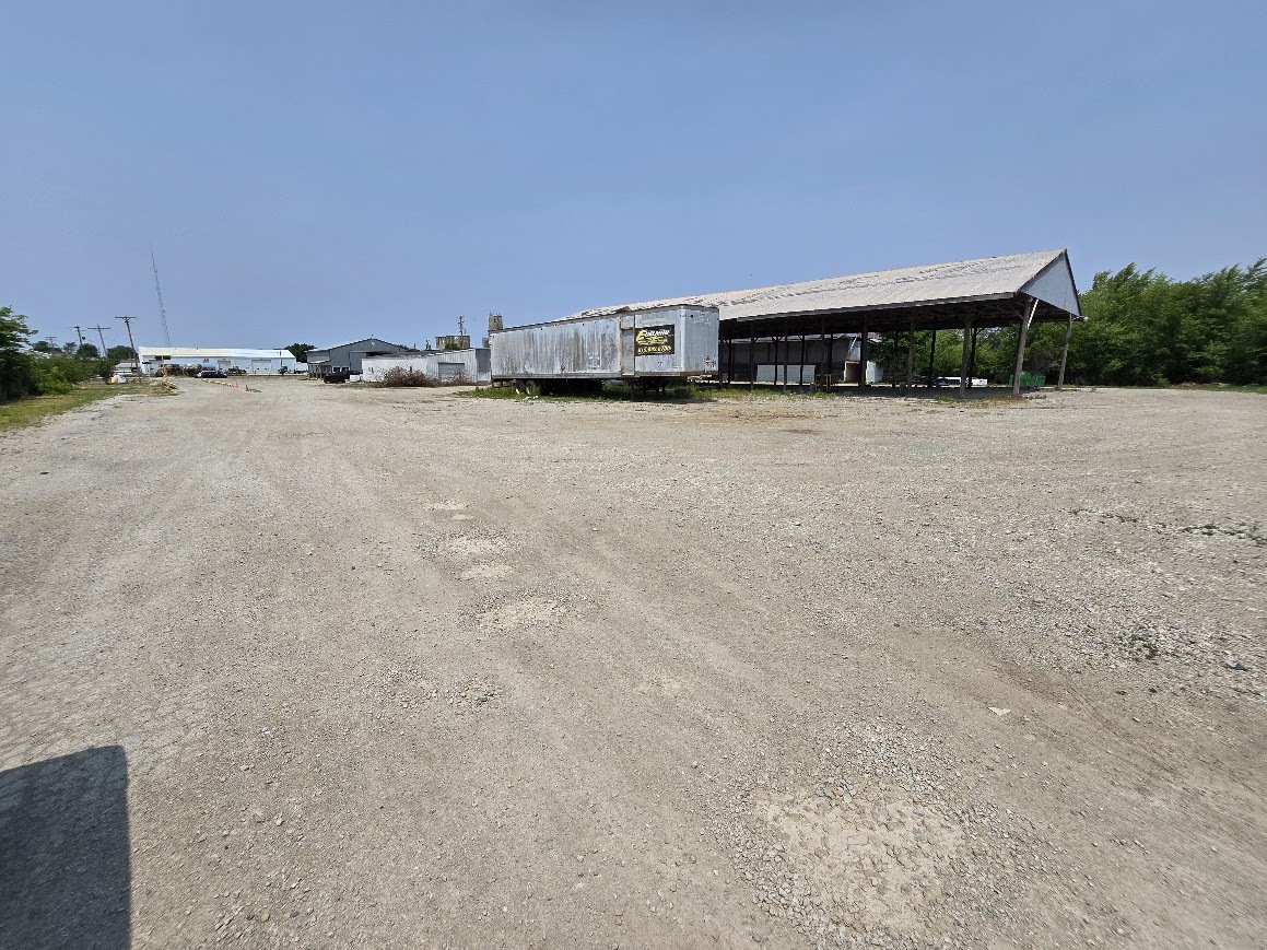 808 W Walnut Street, Fairbury, IL 61739