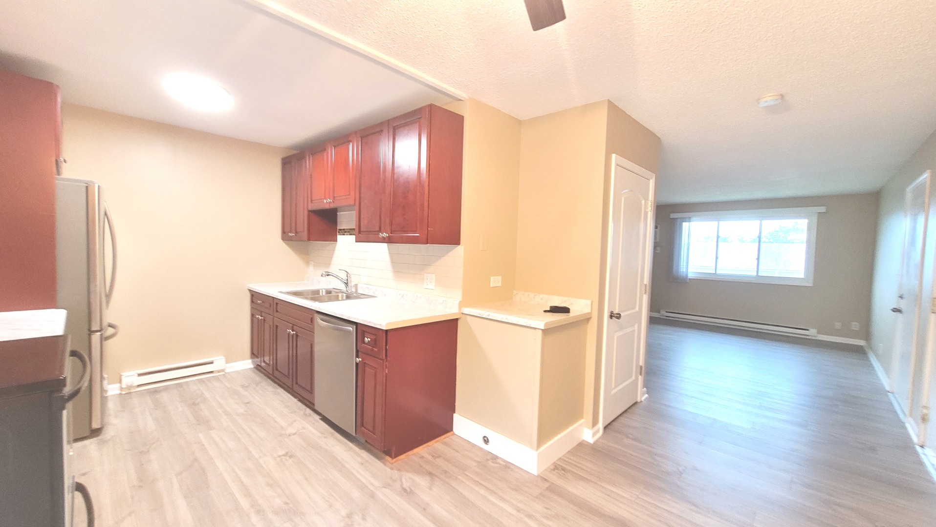605 Pasadena Avenue #3, Crest Hill, IL 60403