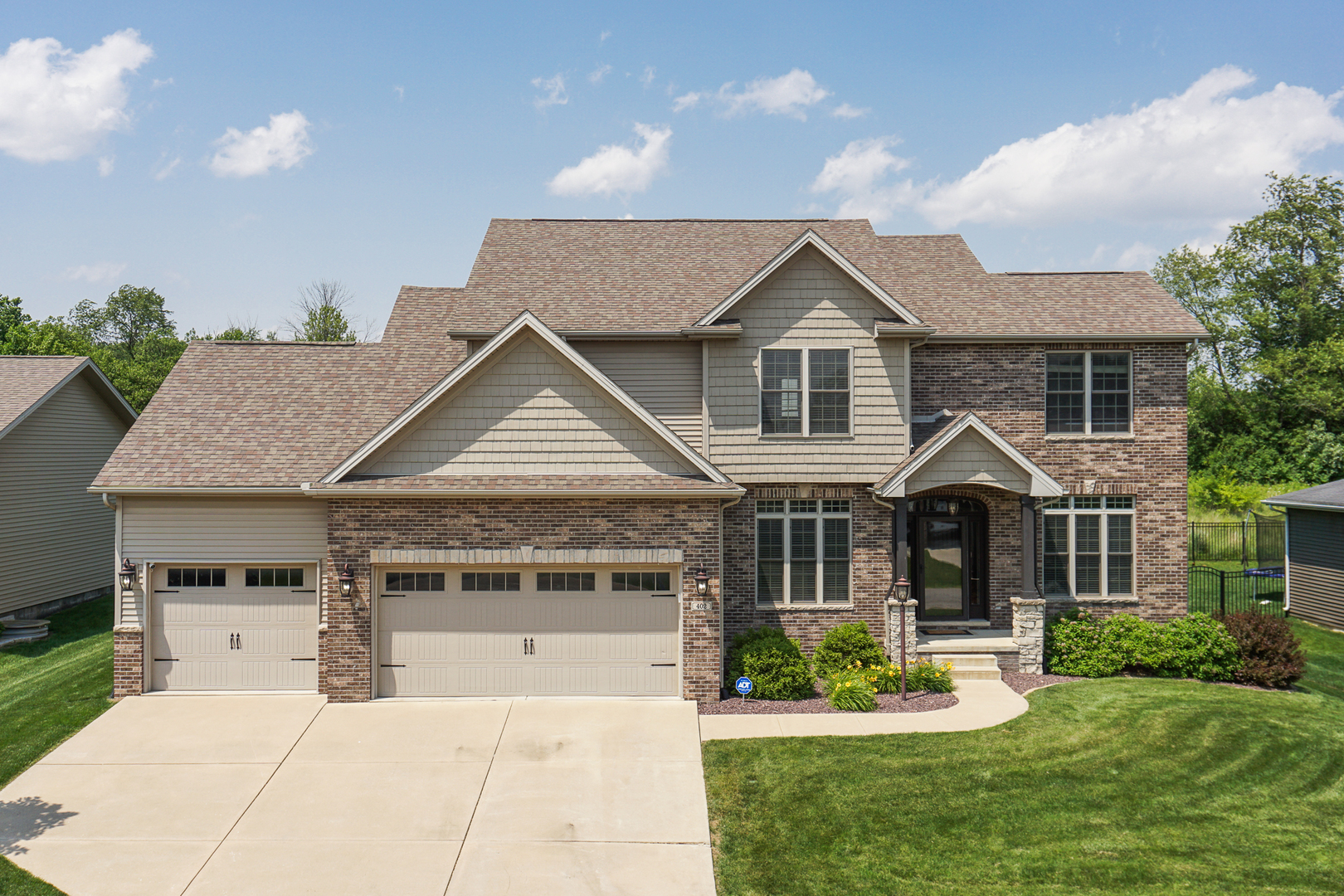 402 Raef Road, Downs, IL 61736