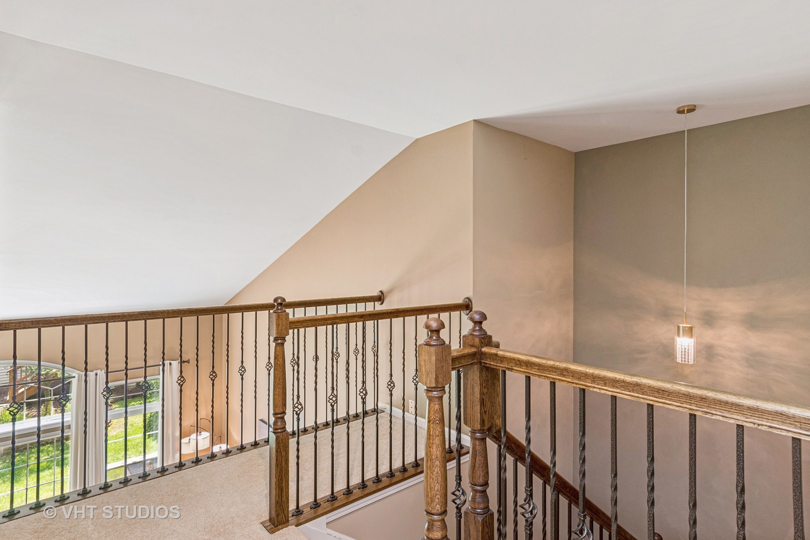 2559 Cedar Hill Lane, Woodridge, IL 60517