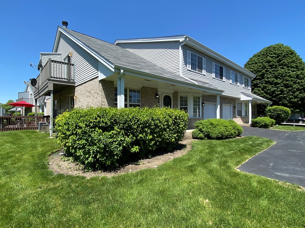 3503 Willowview Court #3503, Aurora, IL 60504