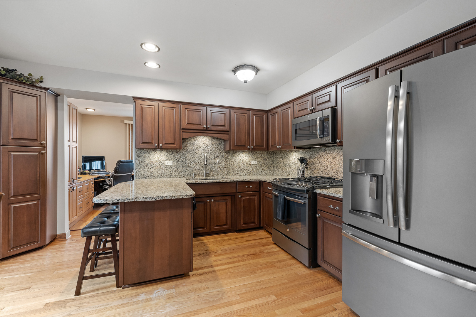 13641 W Ironwood Circle, Homer Glen, IL 60491