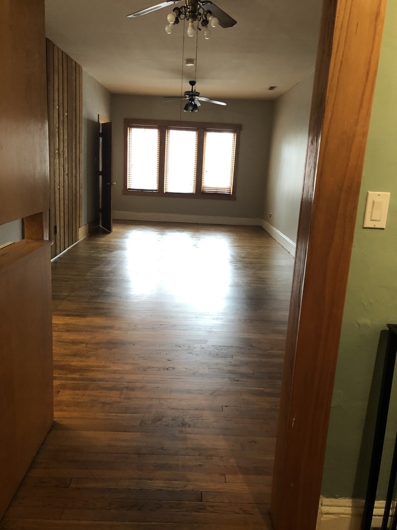 1252 W Chicago Avenue, Chicago, IL 60642