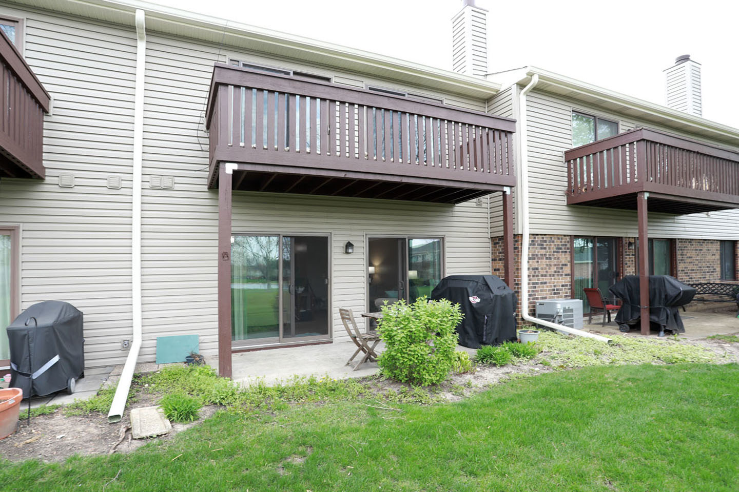 660 Cumberland Trail #BB1, Roselle, IL 60172