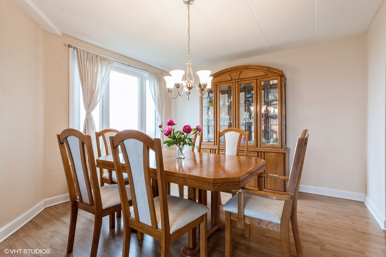 1 Renaissance Place #1018, Palatine, IL 60067