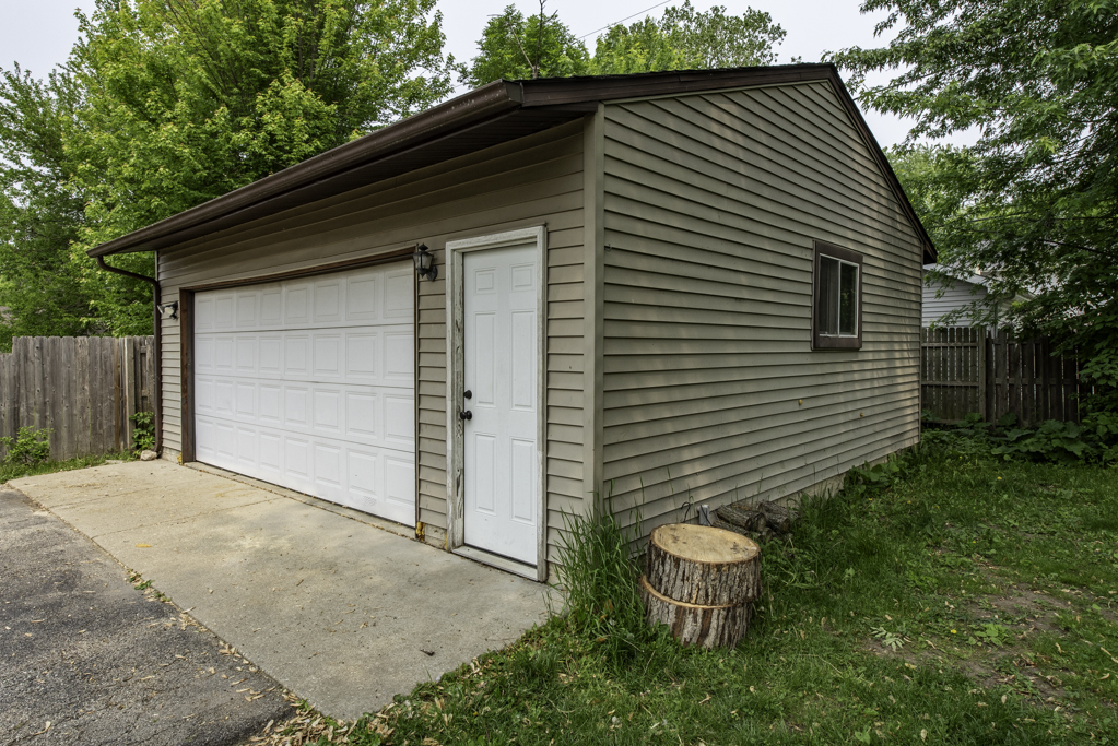 11417 271st Avenue, Trevor, WI 53179