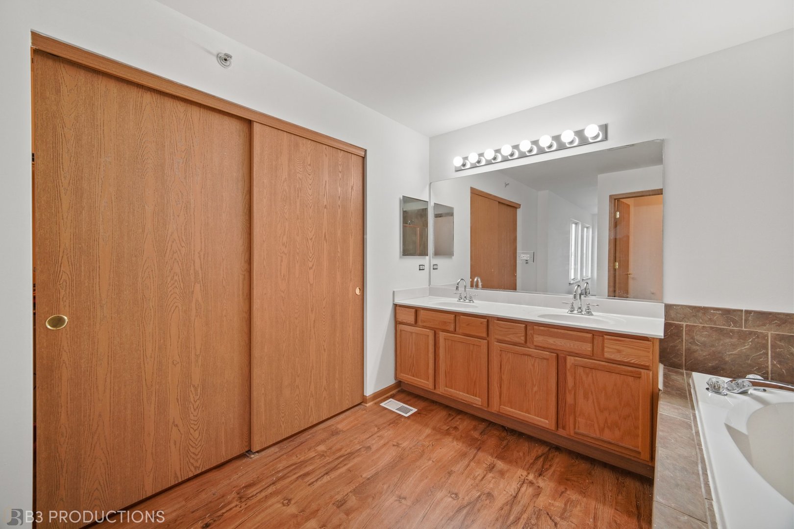 6520 Bridle Path Drive, Matteson, IL 60443