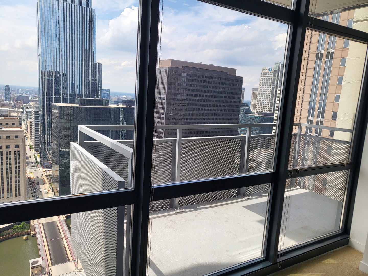 235 W Van Buren Street #3614, Chicago, IL 60607