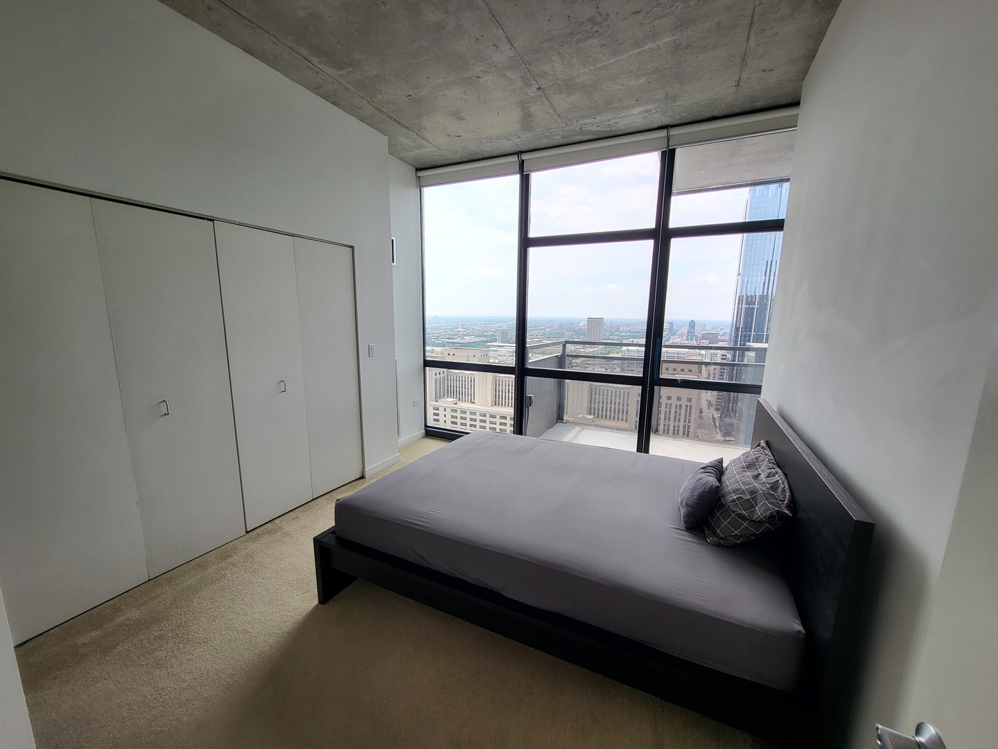 235 W Van Buren Street #3614, Chicago, IL 60607