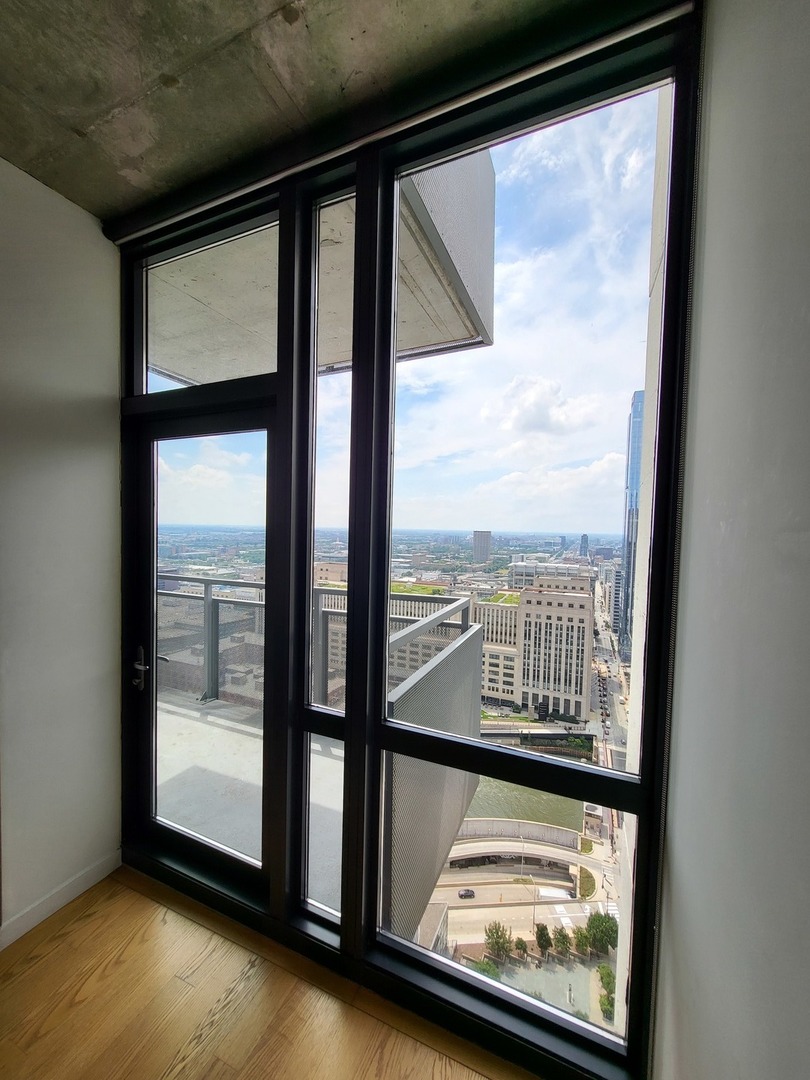 235 W Van Buren Street #3614, Chicago, IL 60607