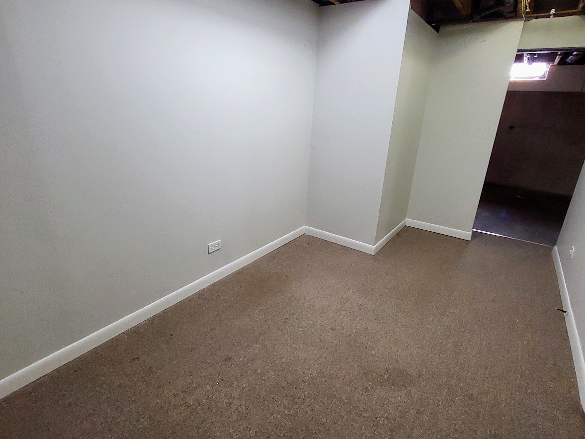 17W755 Lowell Lane, Villa Park, IL 60181