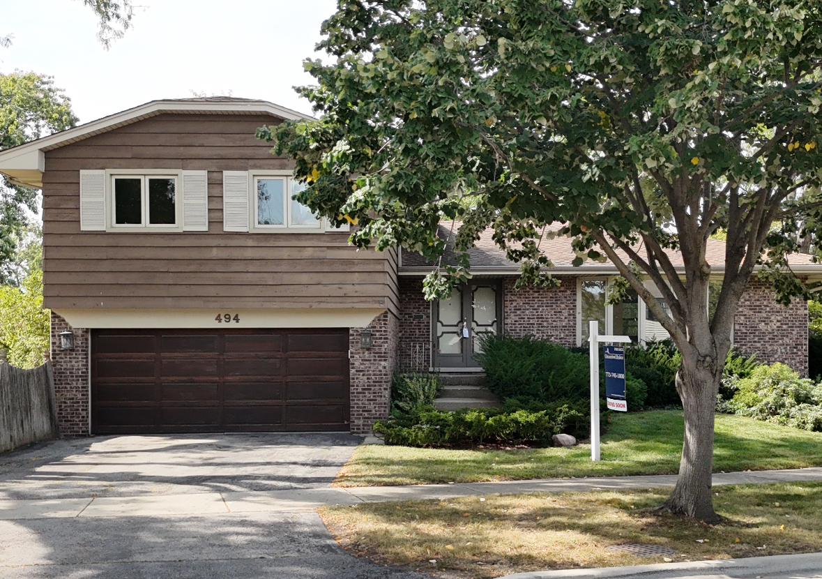 494 E Atwood Court, Elmhurst, IL 60126