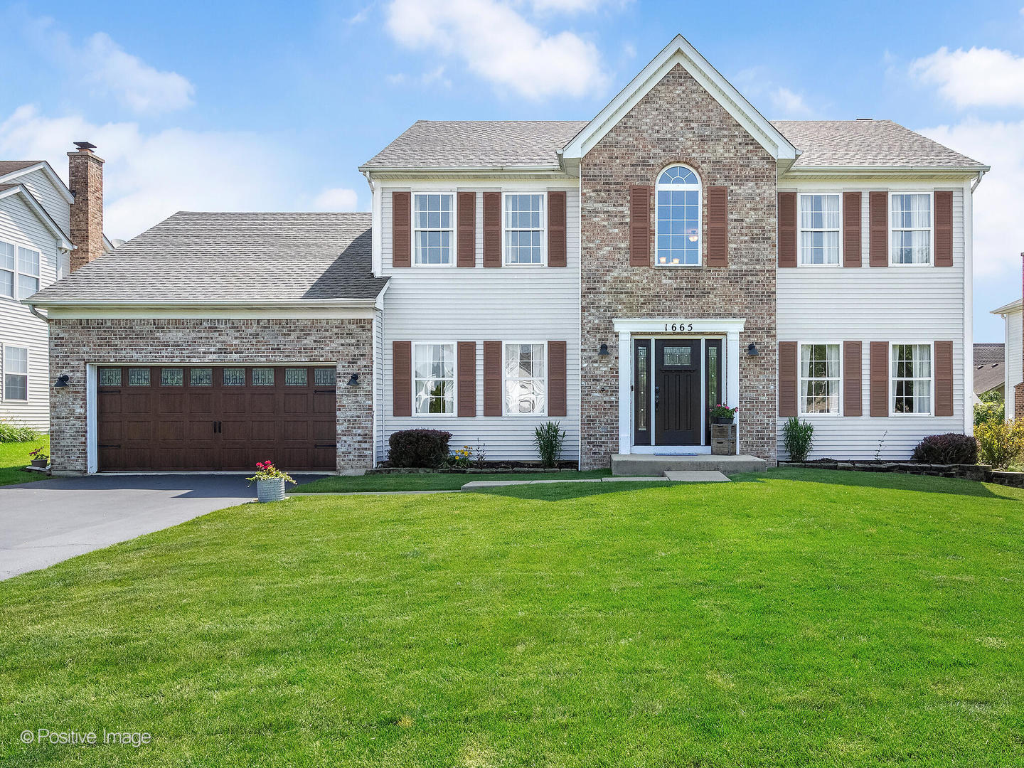 1665 Whispering Oaks Court, West Chicago, IL 60185