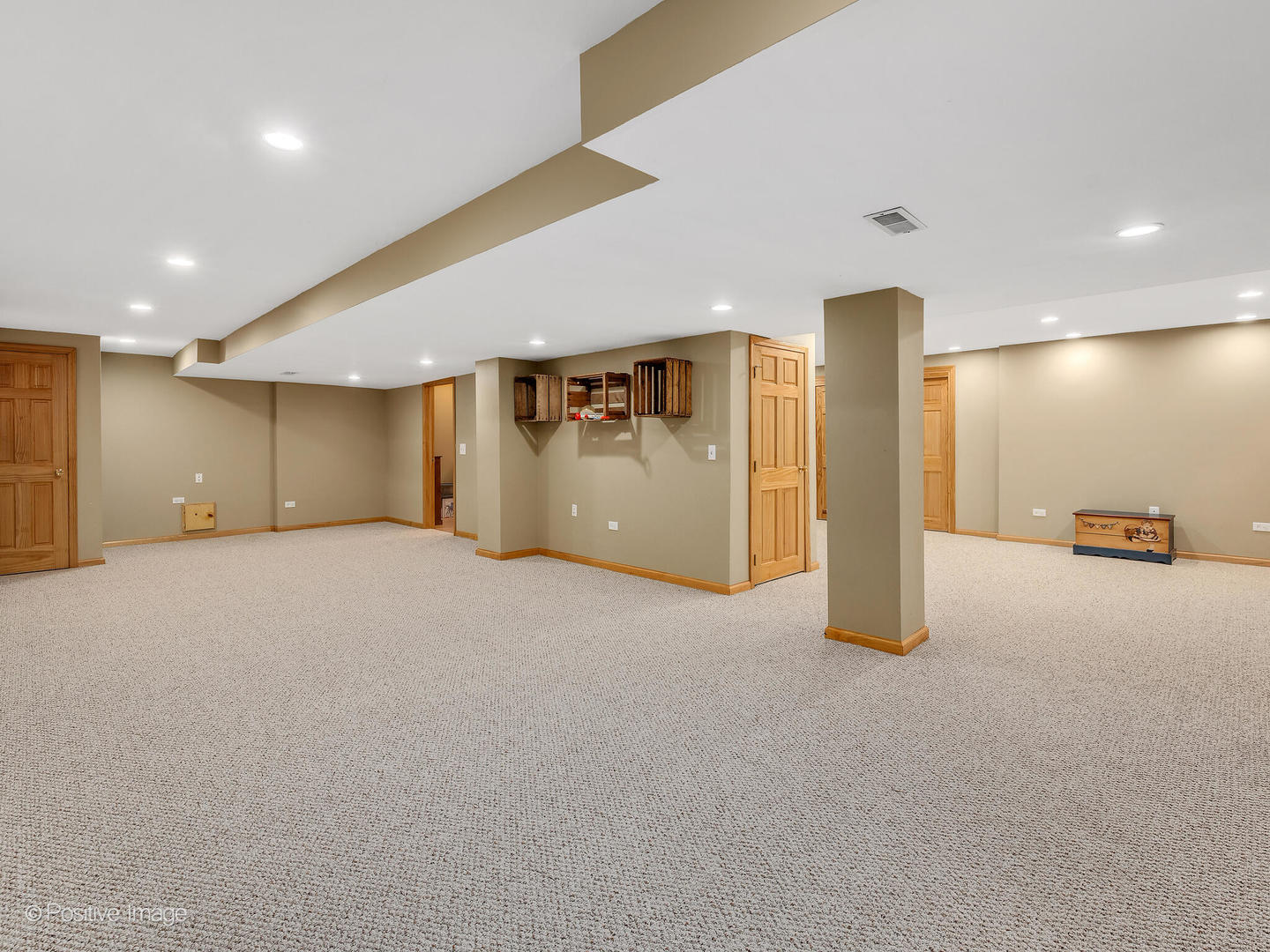 1665 Whispering Oaks Court, West Chicago, IL 60185