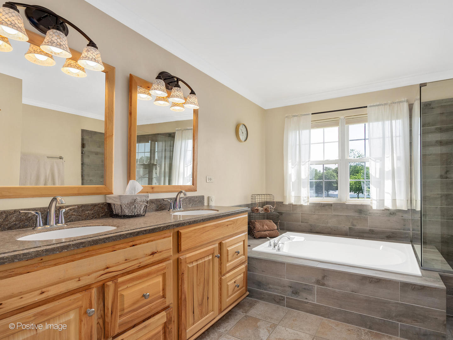1665 Whispering Oaks Court, West Chicago, IL 60185