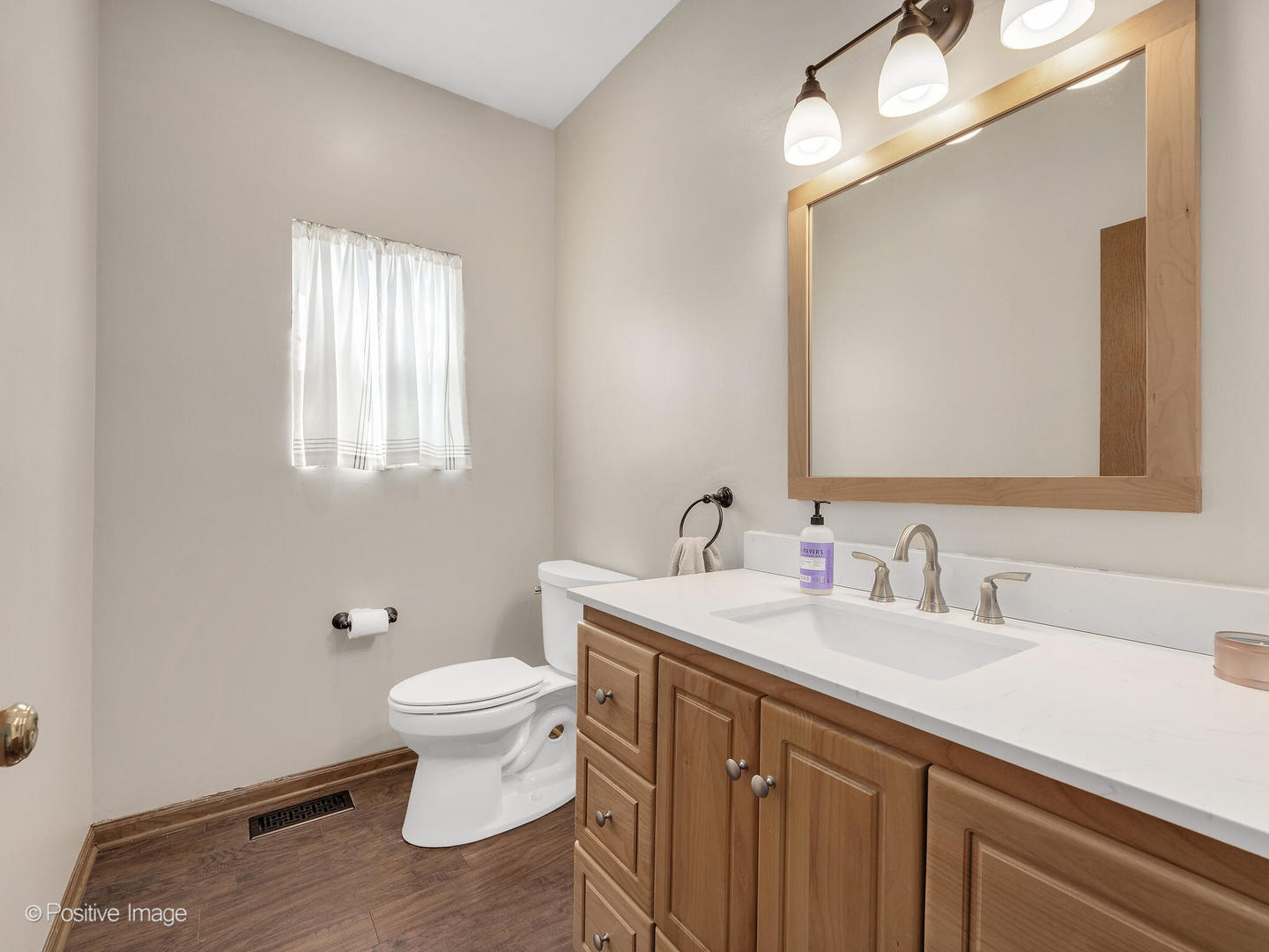 1665 Whispering Oaks Court, West Chicago, IL 60185