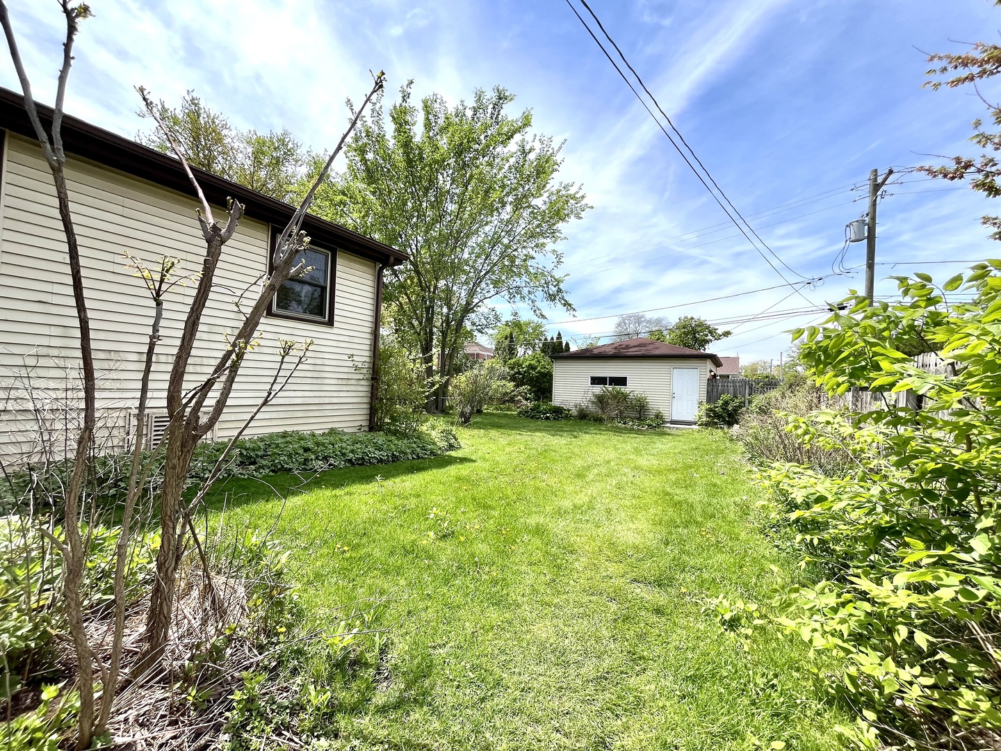 1140 Blanchan Avenue, La Grange Park, IL 60526