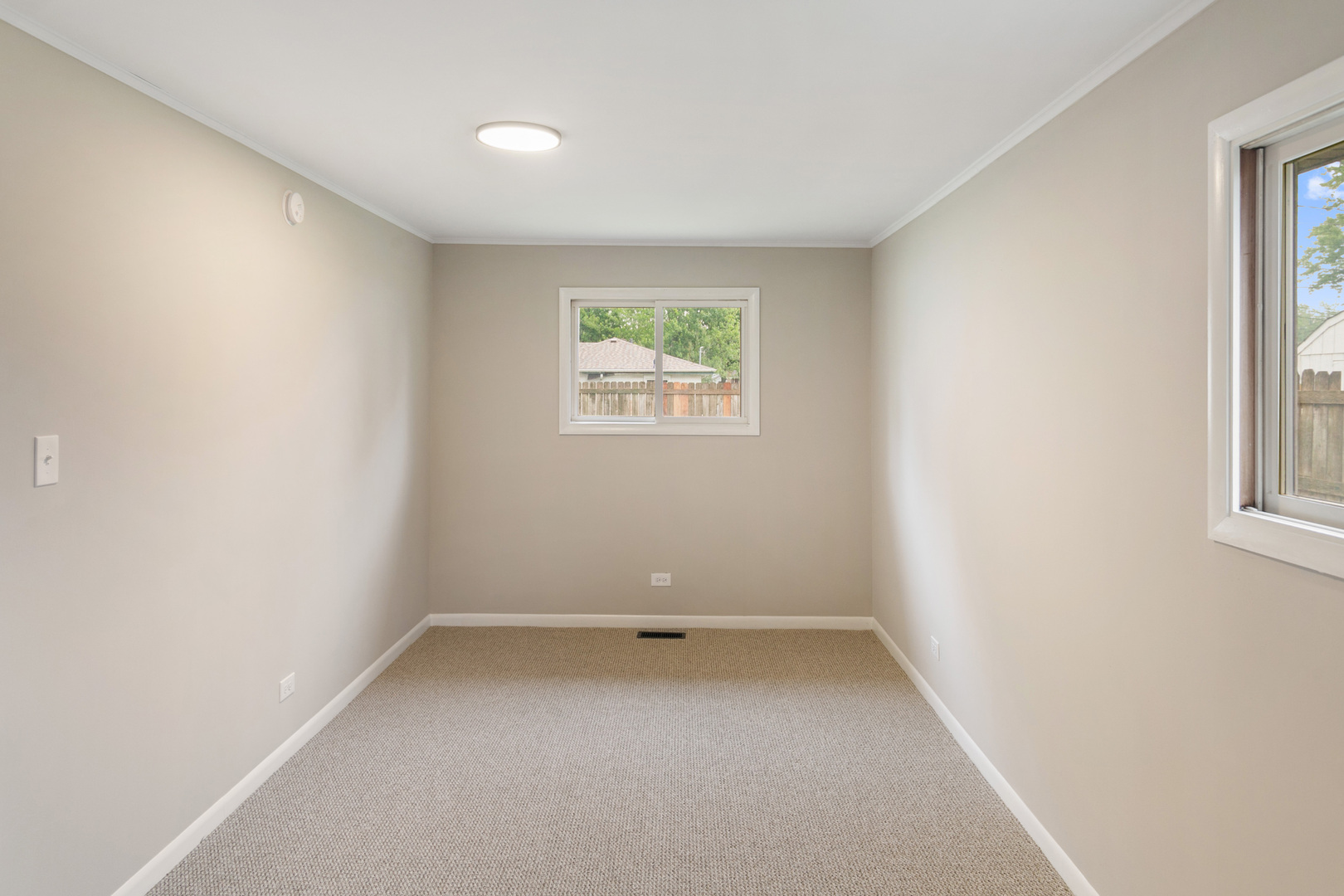 17303 Chicago Avenue, Lansing, IL 60438