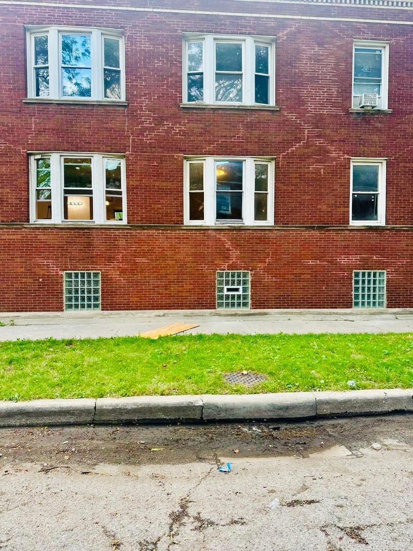 5656 S Marshfield Avenue, Chicago, IL 60636