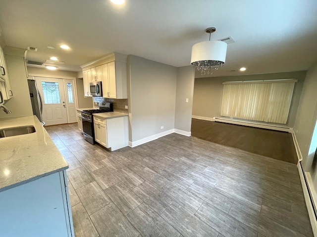 10720 Lamon Avenue, Oak Lawn, IL 60453