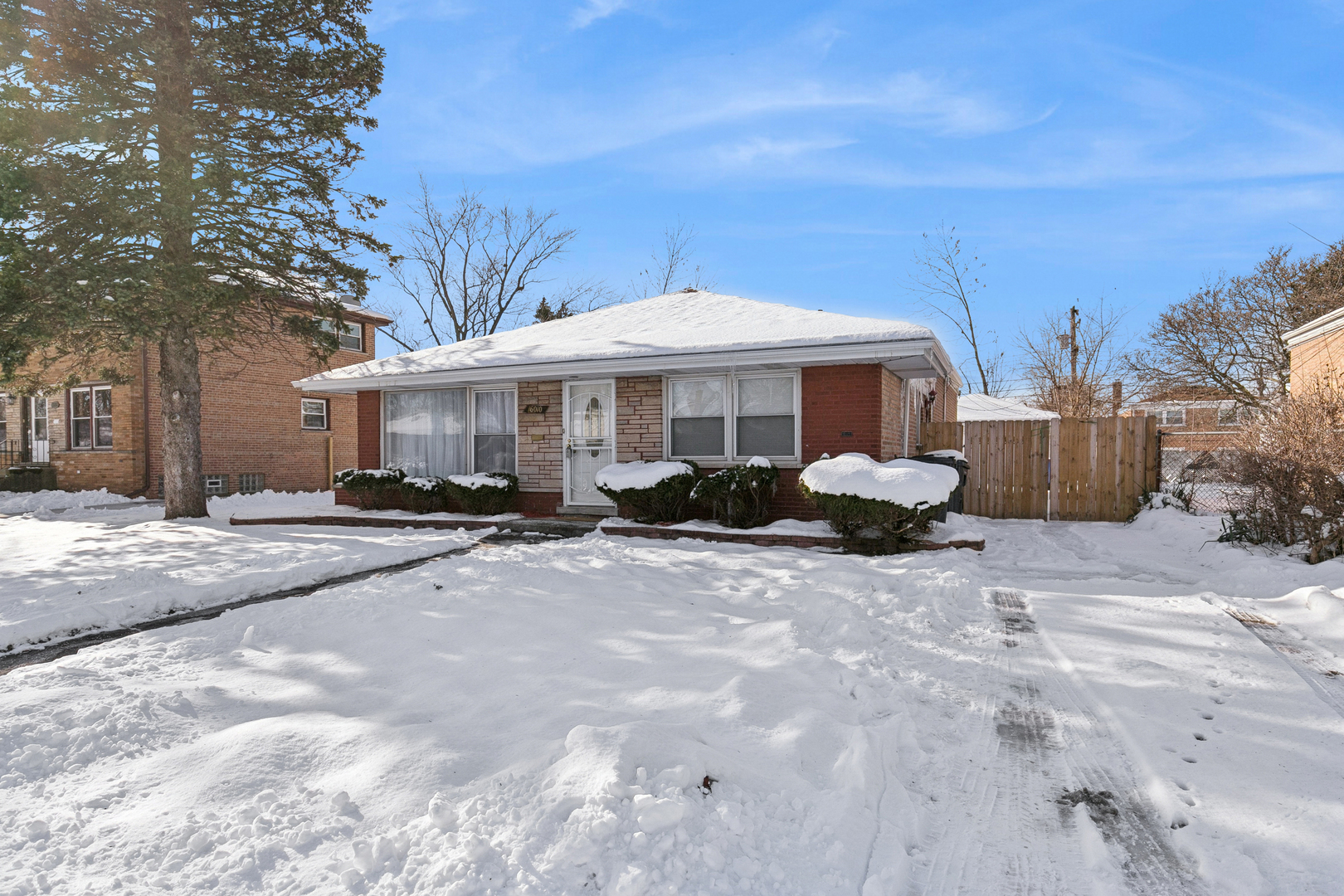 16010 Dobson Avenue, South Holland, IL 60473