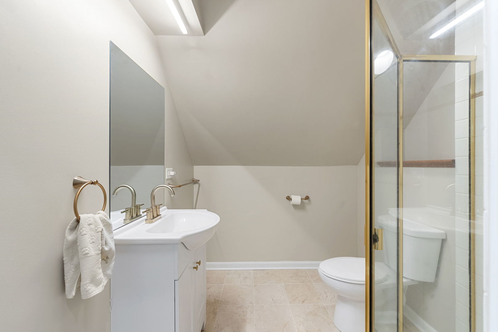 29w280 Old Wayne Court, West Chicago, IL 60185