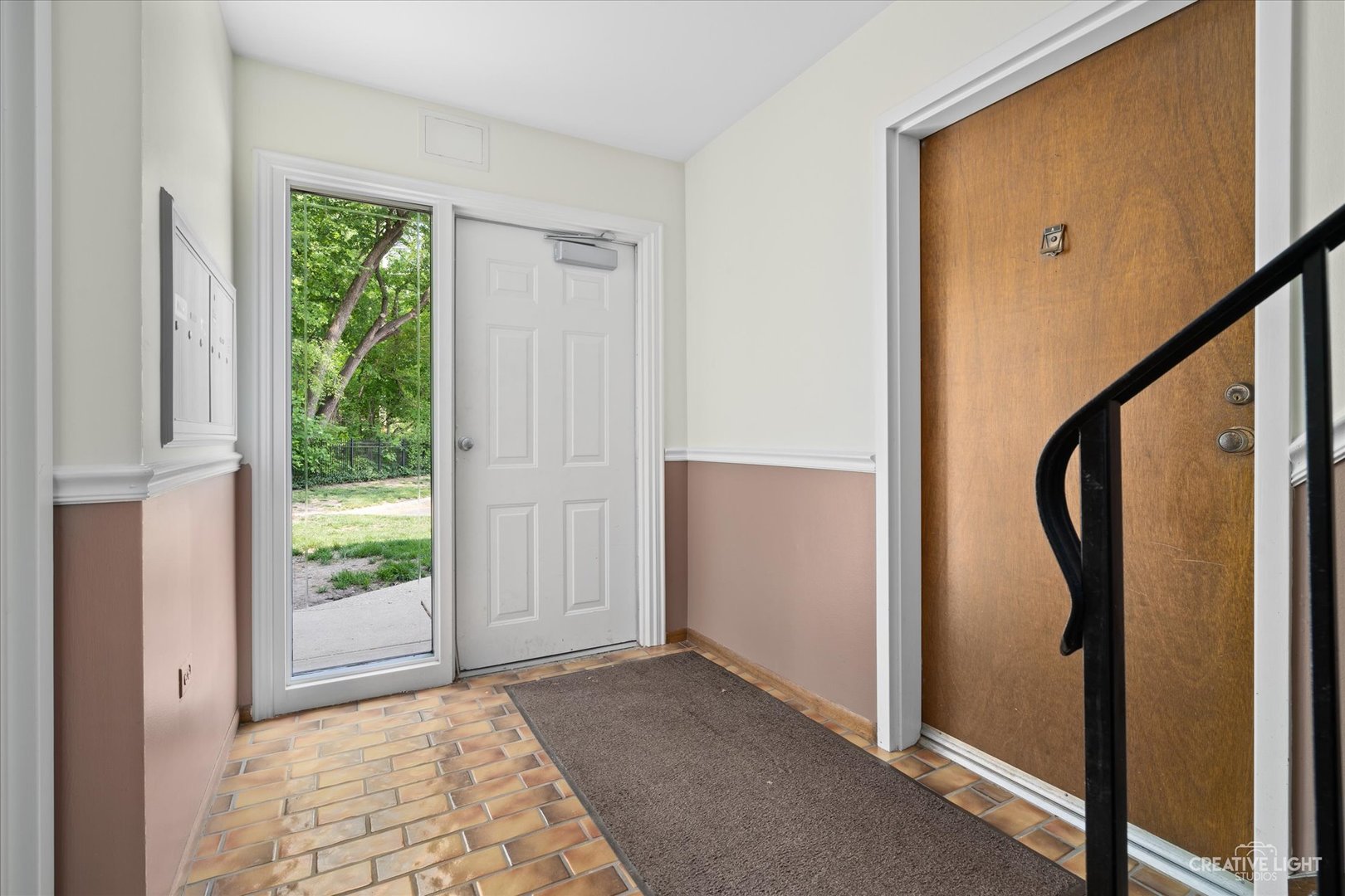 506 Taylor Avenue #A, Glen Ellyn, IL 60137