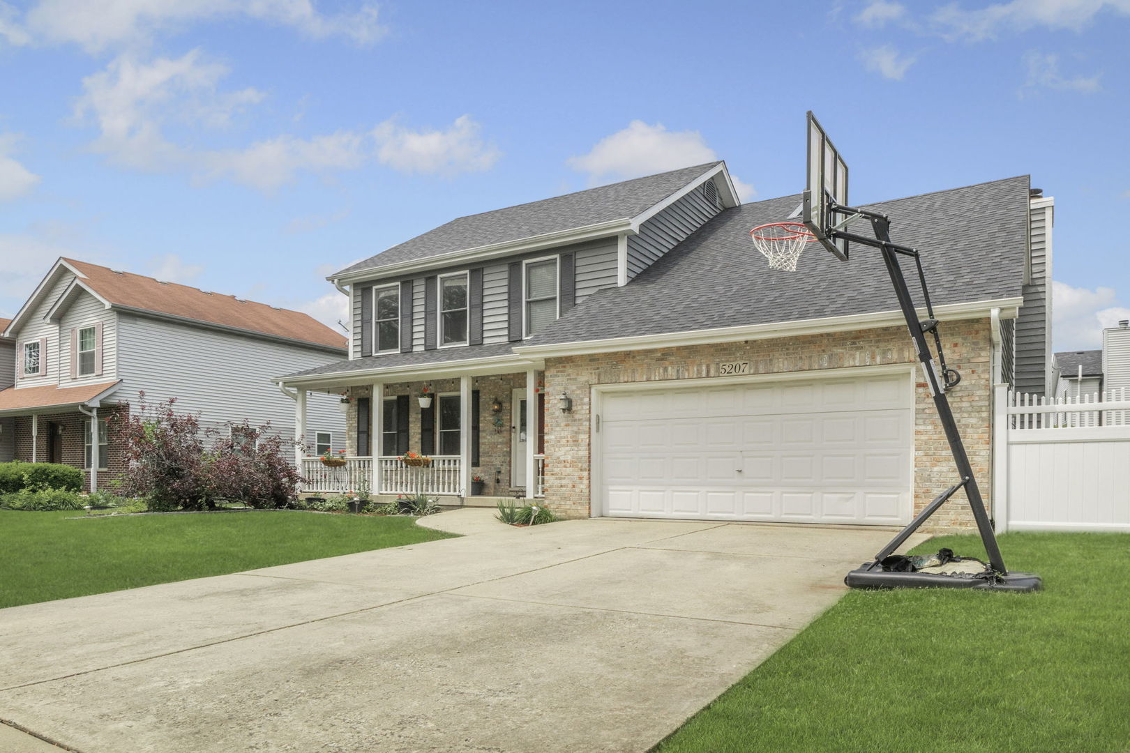 5207 Sunmeadow Drive, Plainfield, IL 60586