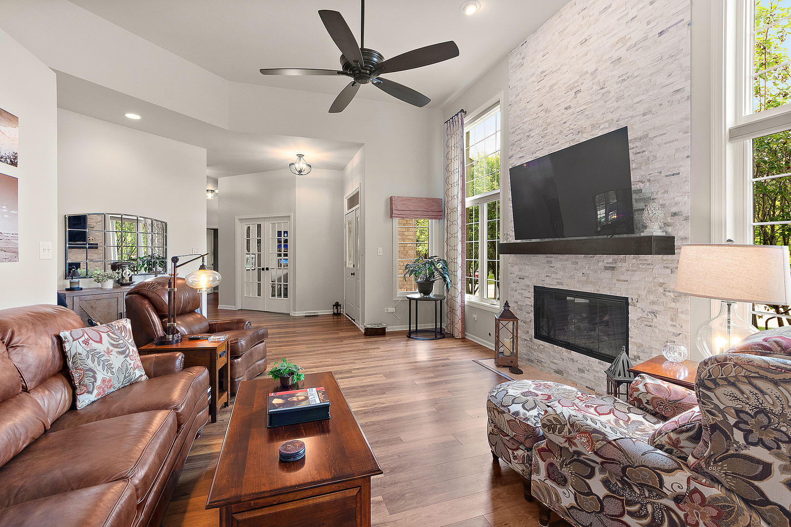 20142 Crystal Lake Way, Frankfort, IL 60423