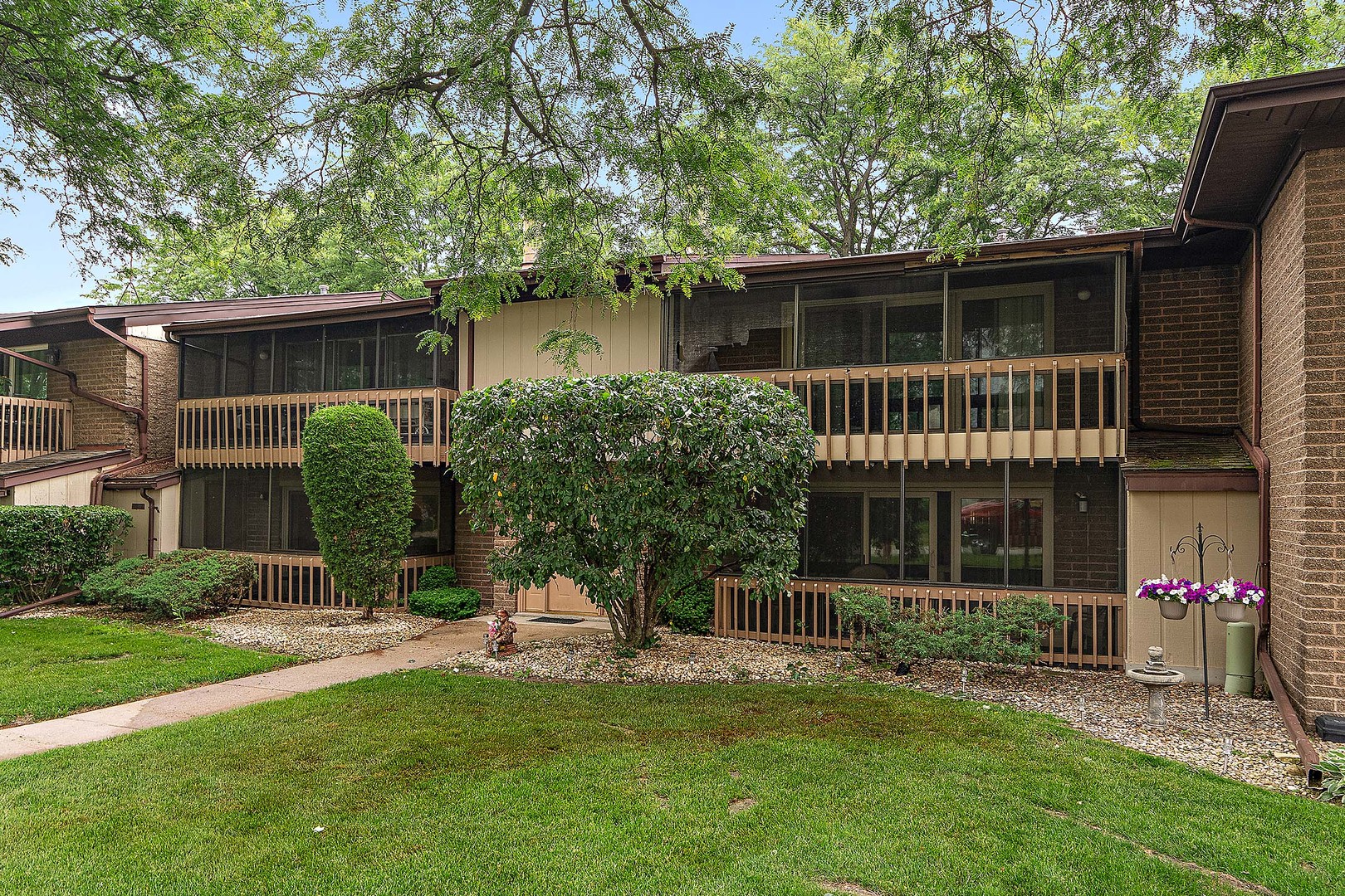 15713 Orlan Brook Drive #97, Orland Park, IL 60462