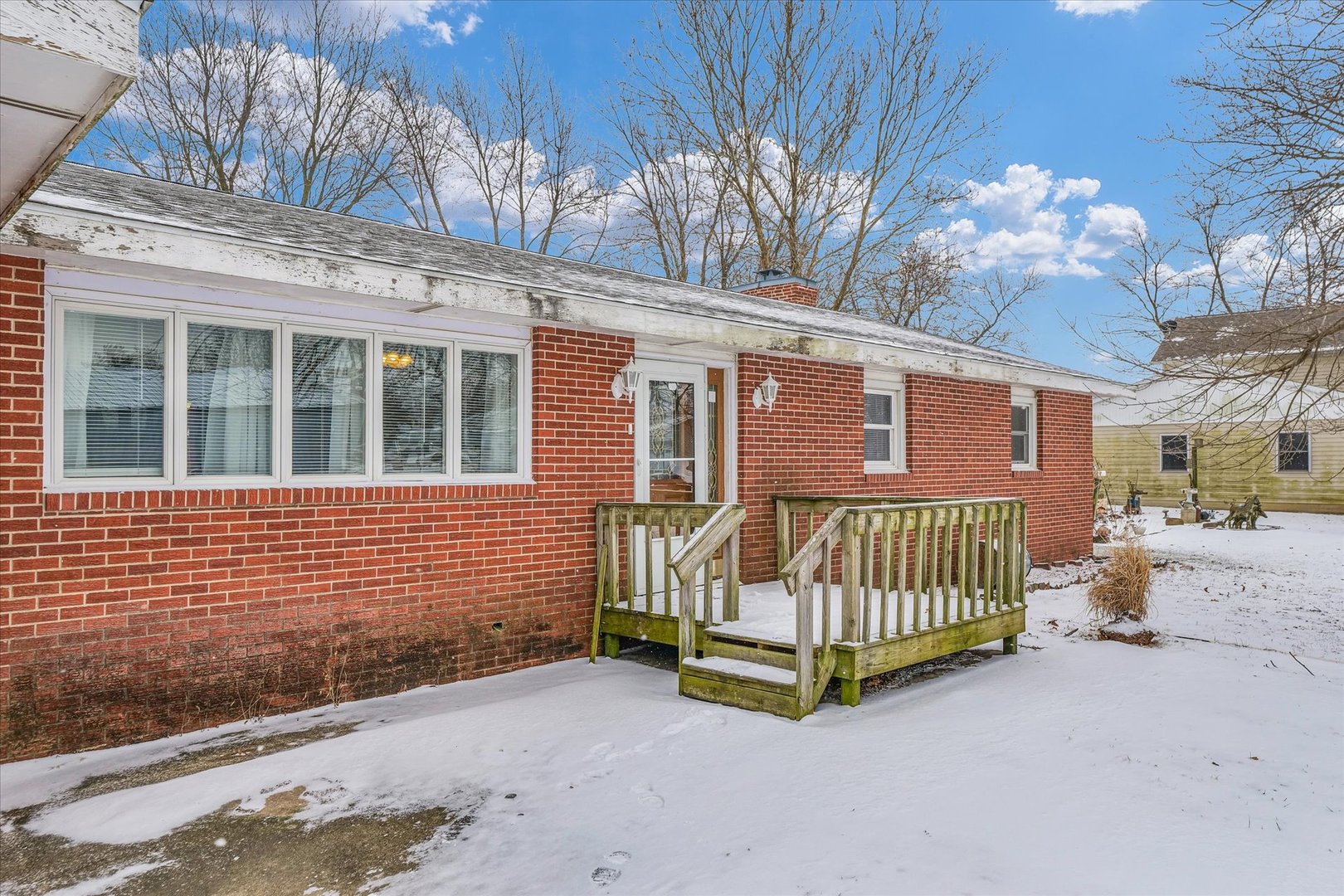 103 S Walnut Street, Arrowsmith, IL 61722