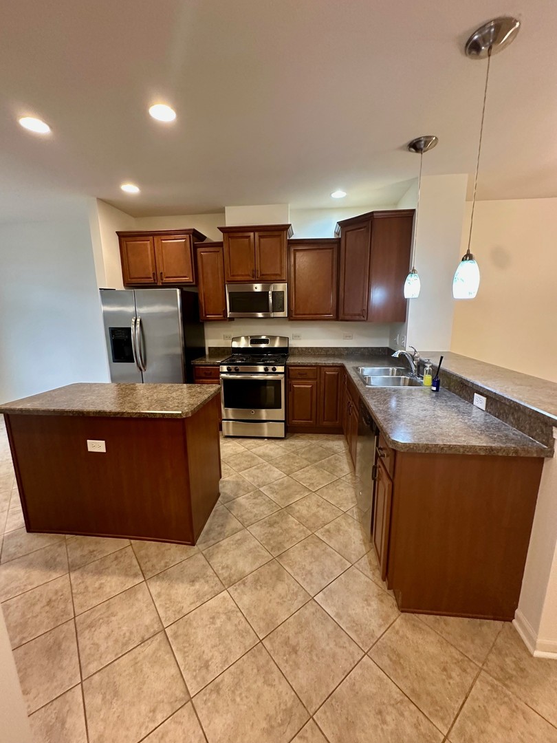 4039 Sumac Court #4039, Naperville, IL 60564