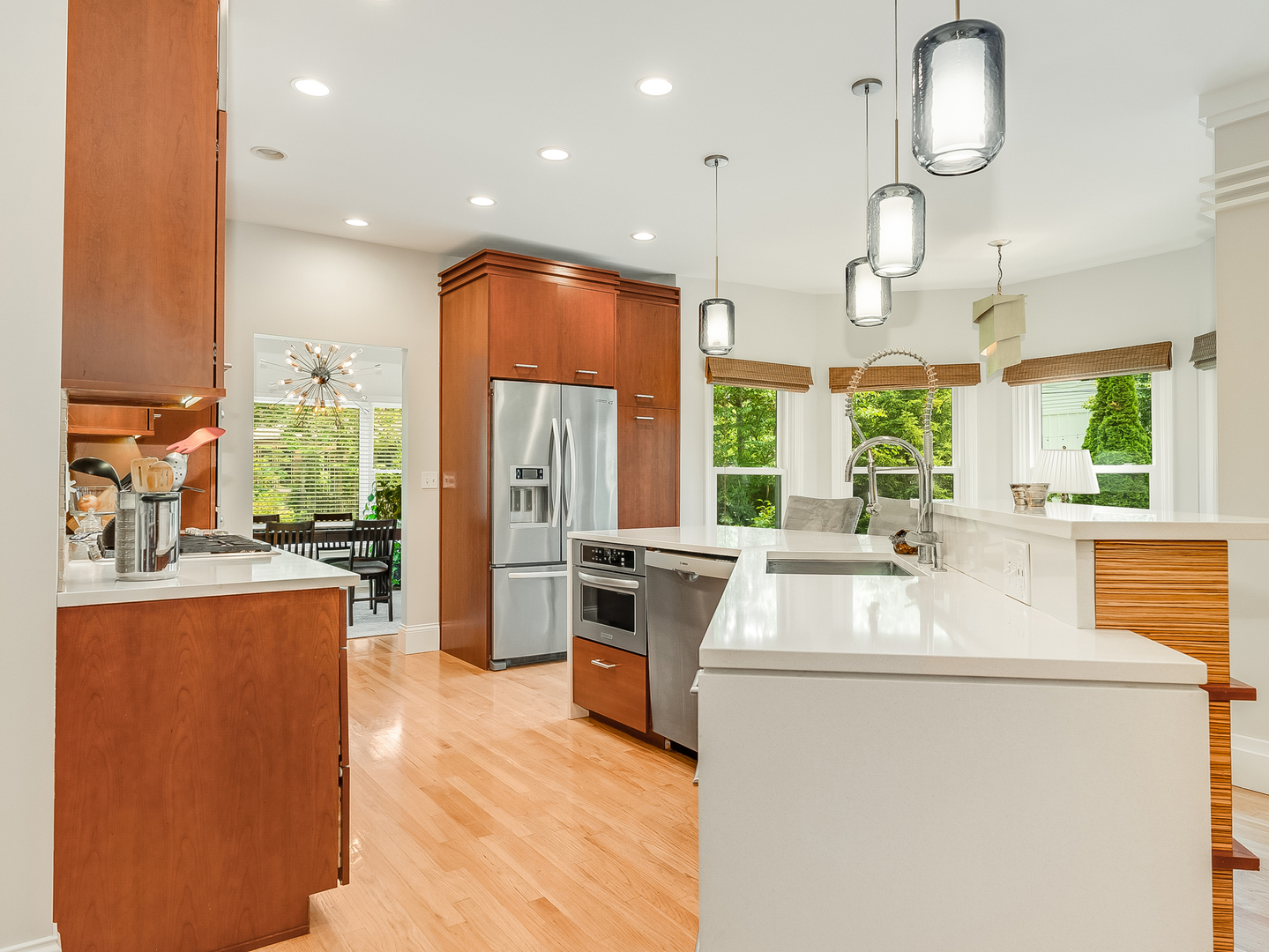 1000 E PORTER Avenue, Naperville, IL 60540