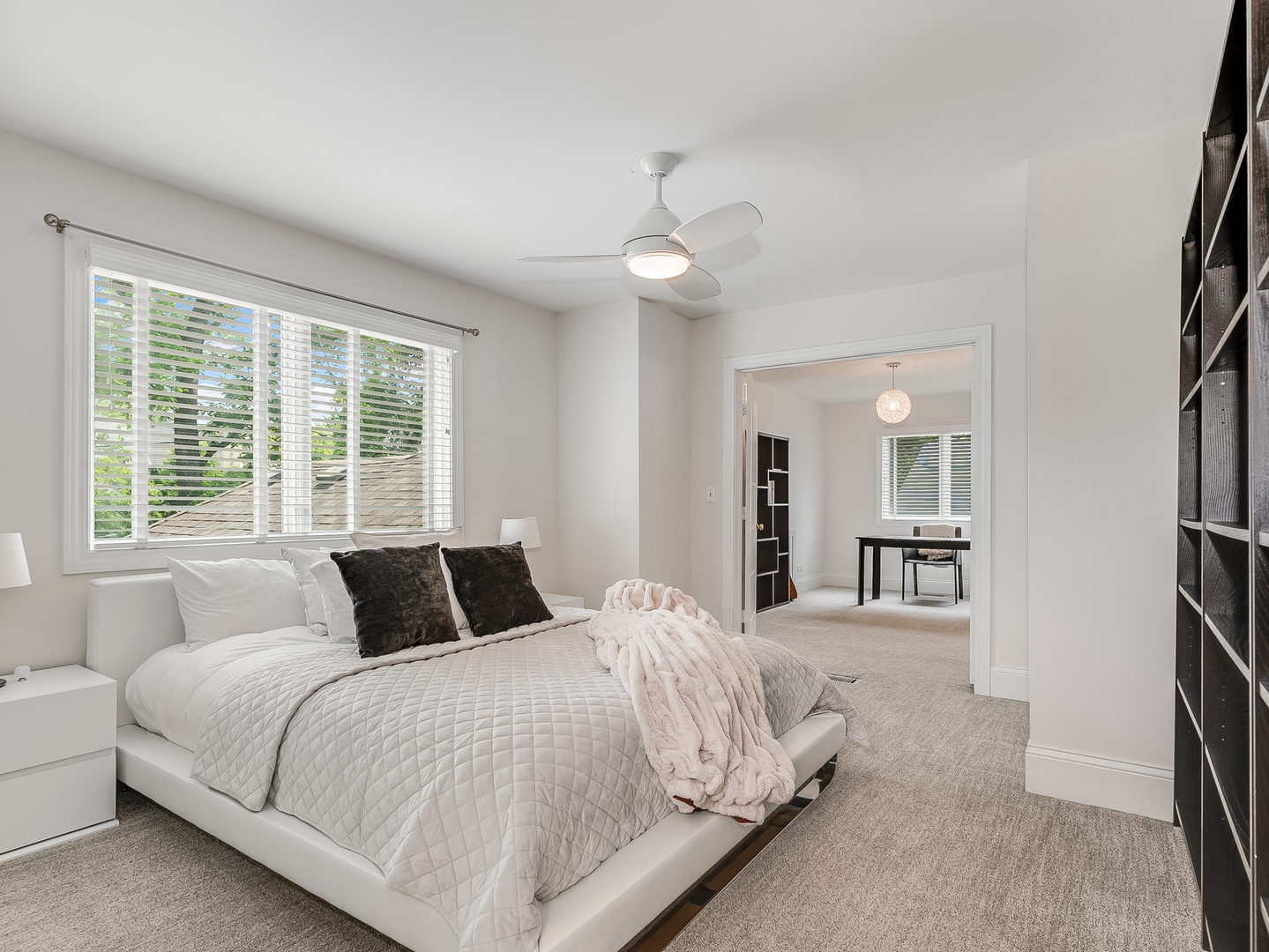 1000 E PORTER Avenue, Naperville, IL 60540