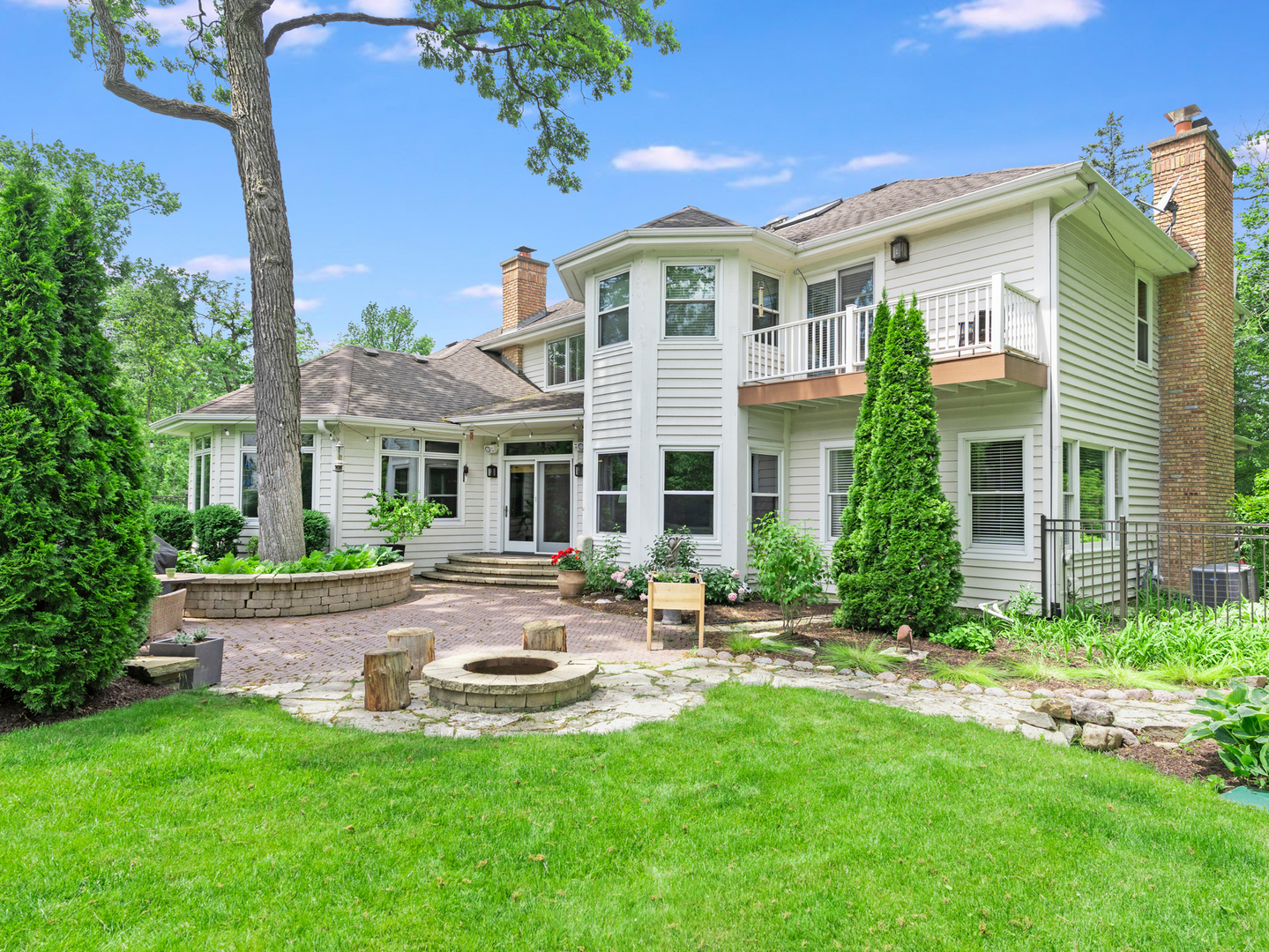 1000 E PORTER Avenue, Naperville, IL 60540