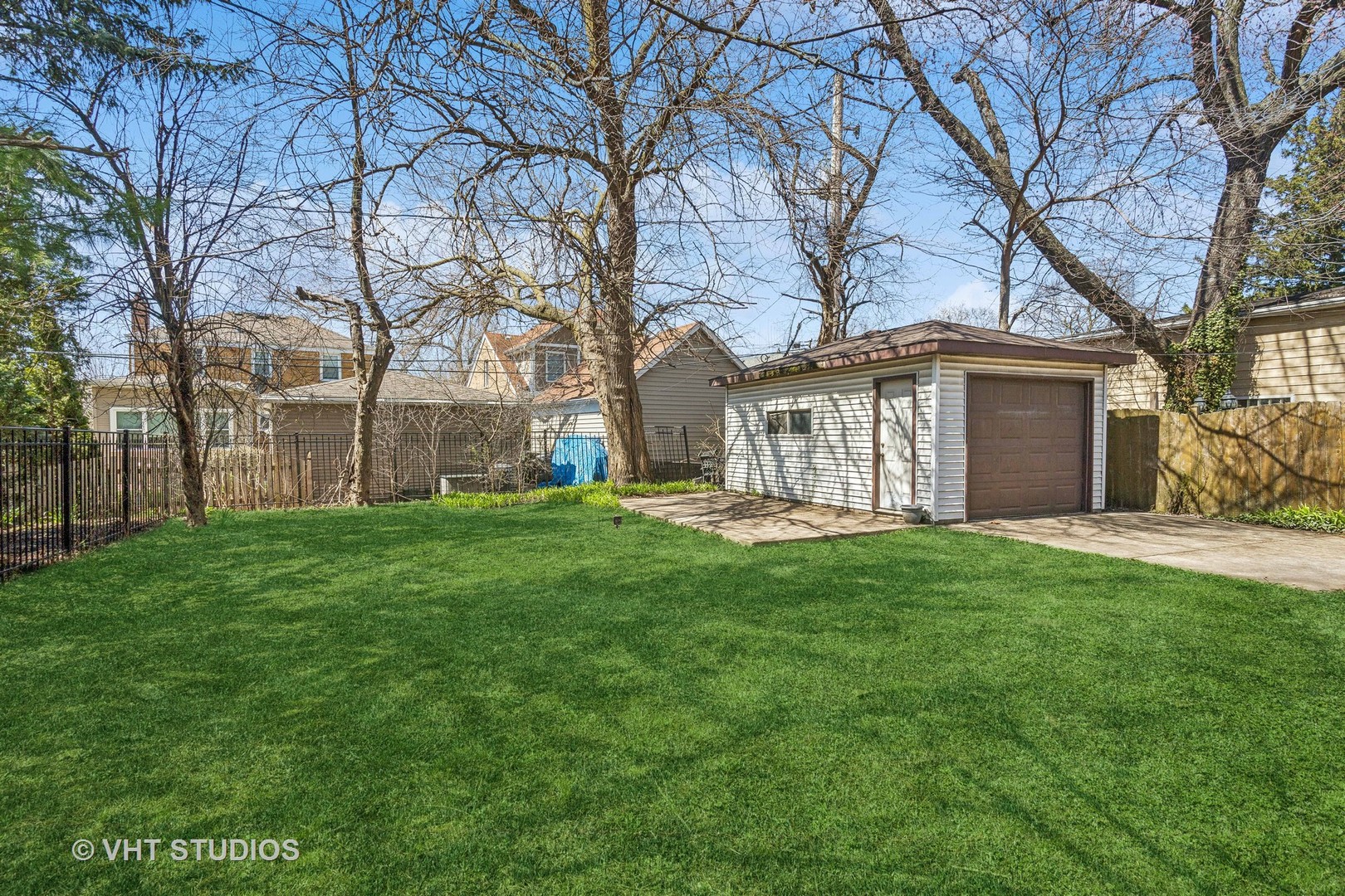 562 Byrd Road, Riverside, IL 60546