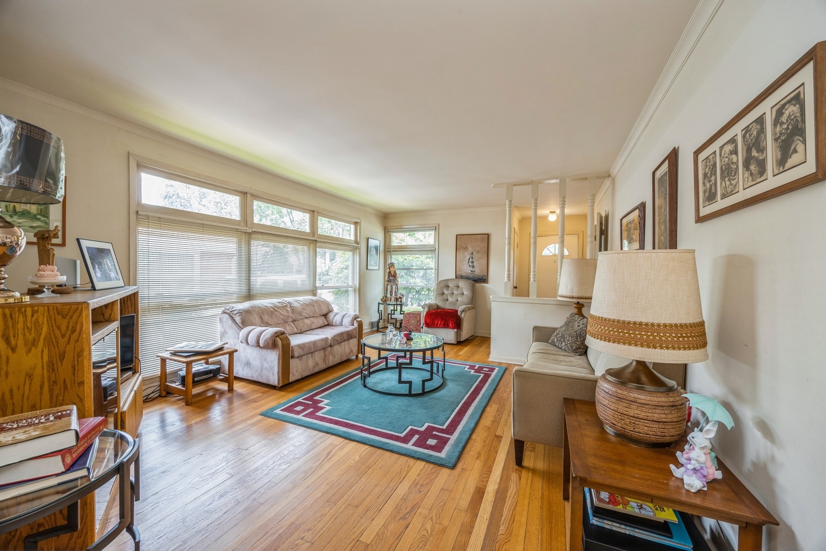 1900 Belleview Avenue, Westchester, IL 60154