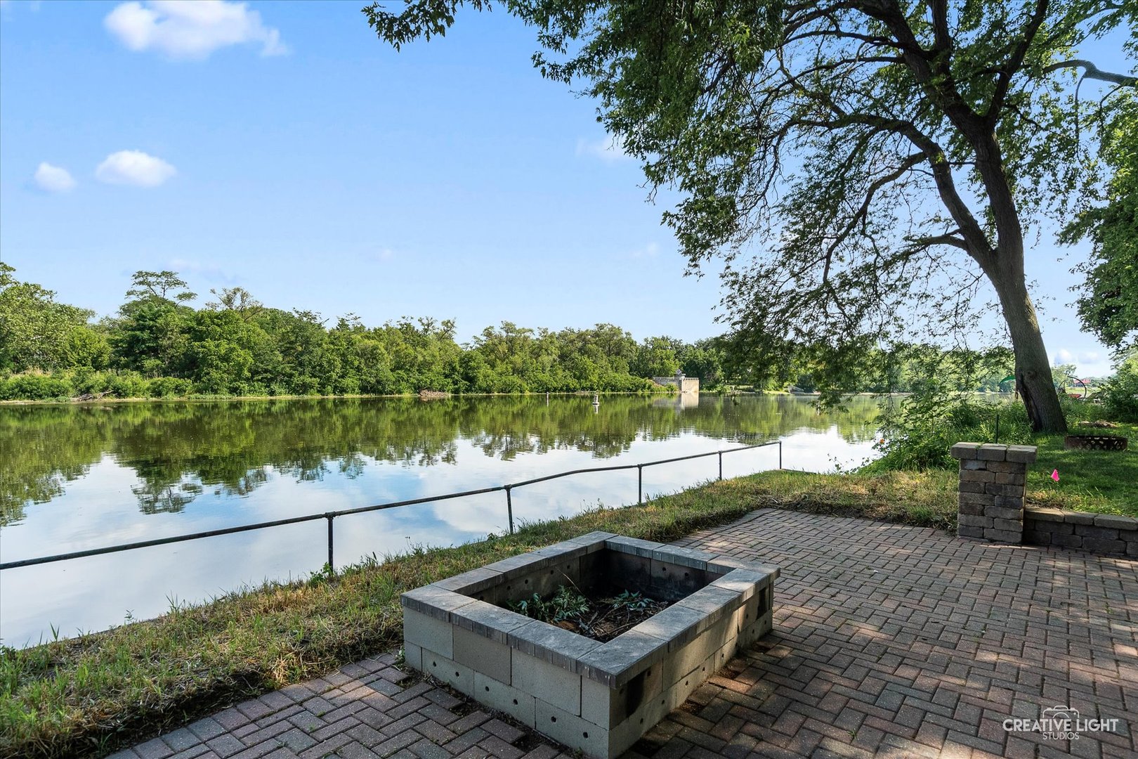 455 N RIVER Street, Montgomery, IL 60538