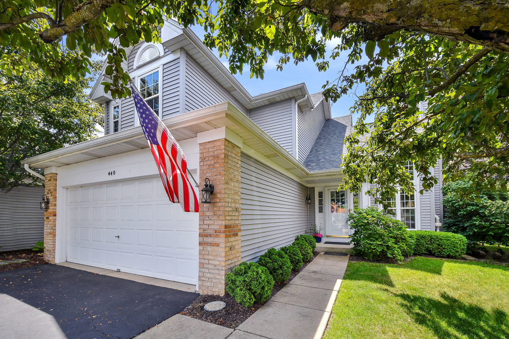 440 Prairieview Drive, Oswego, IL 60543