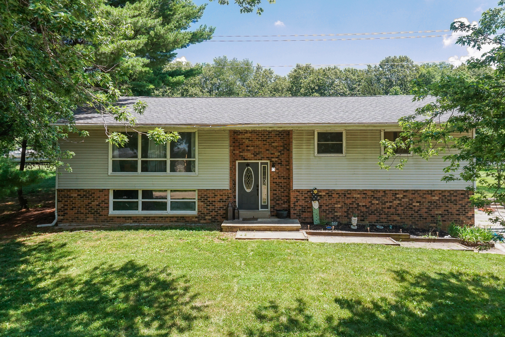 4649 Circle Drive, Heyworth, IL 61745
