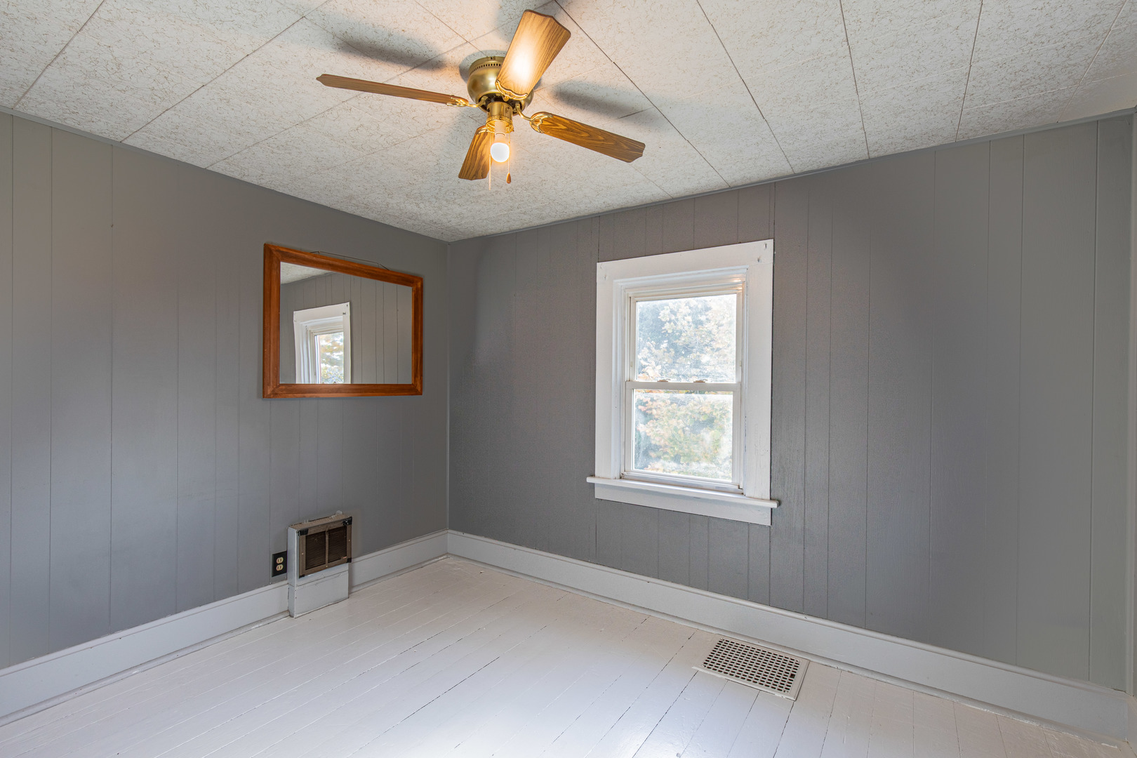 24592 2235 North Avenue, Princeton, IL 61356