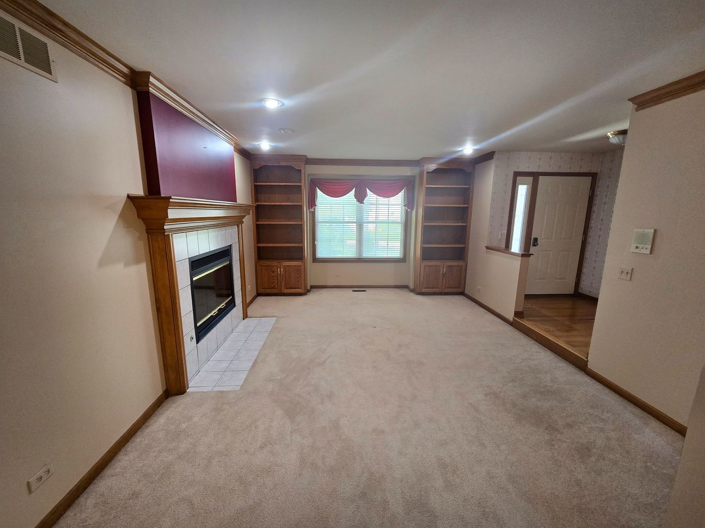 2286 Brookside Lane, Aurora, IL 60502