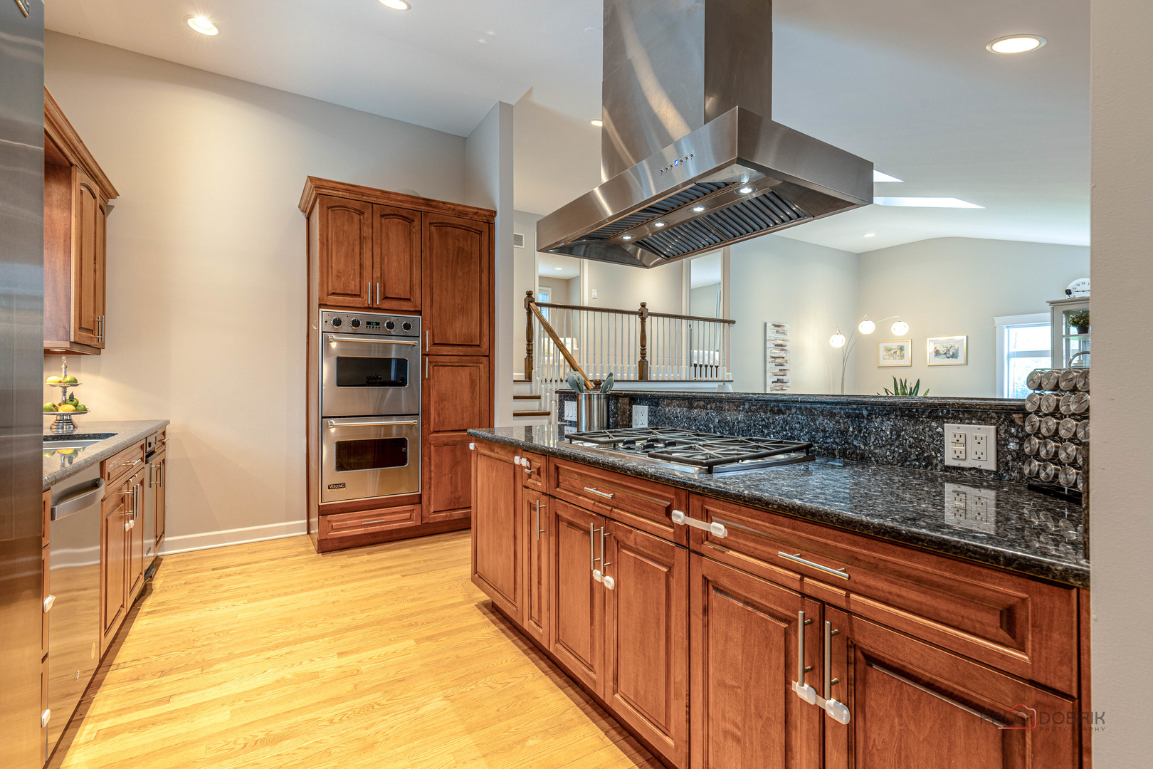 826 Midway Road, Northbrook, IL 60062